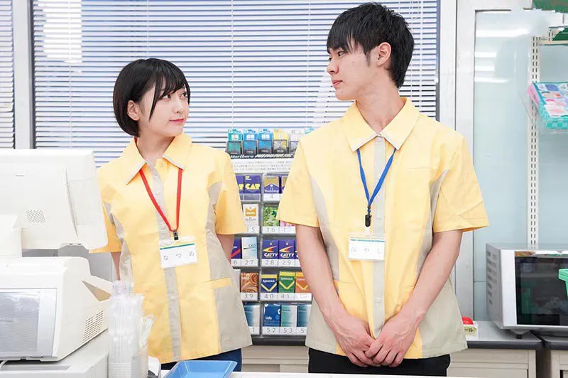 Bí mật lén lút ông xã khi đi làm thêm ở cửa hàng tiện lợi